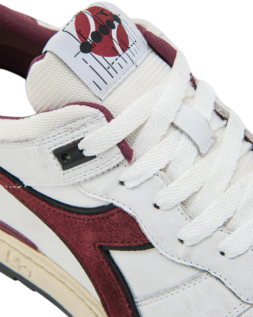 Diadora B.560 in White/Ruby Wine