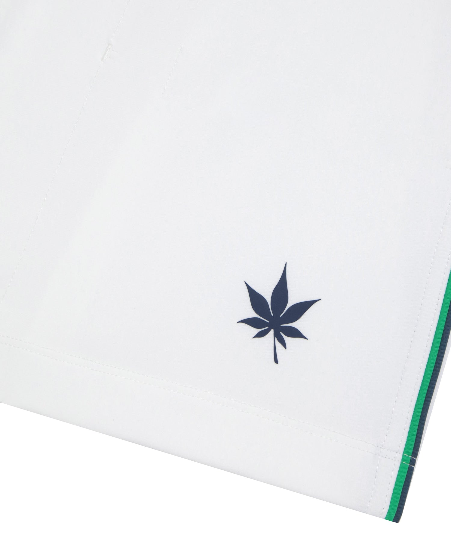 #color_white-green-navy