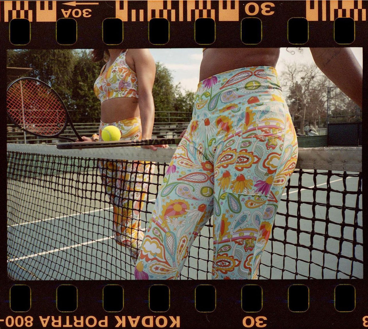 Love All Paisley Printed Leggings with Pockets