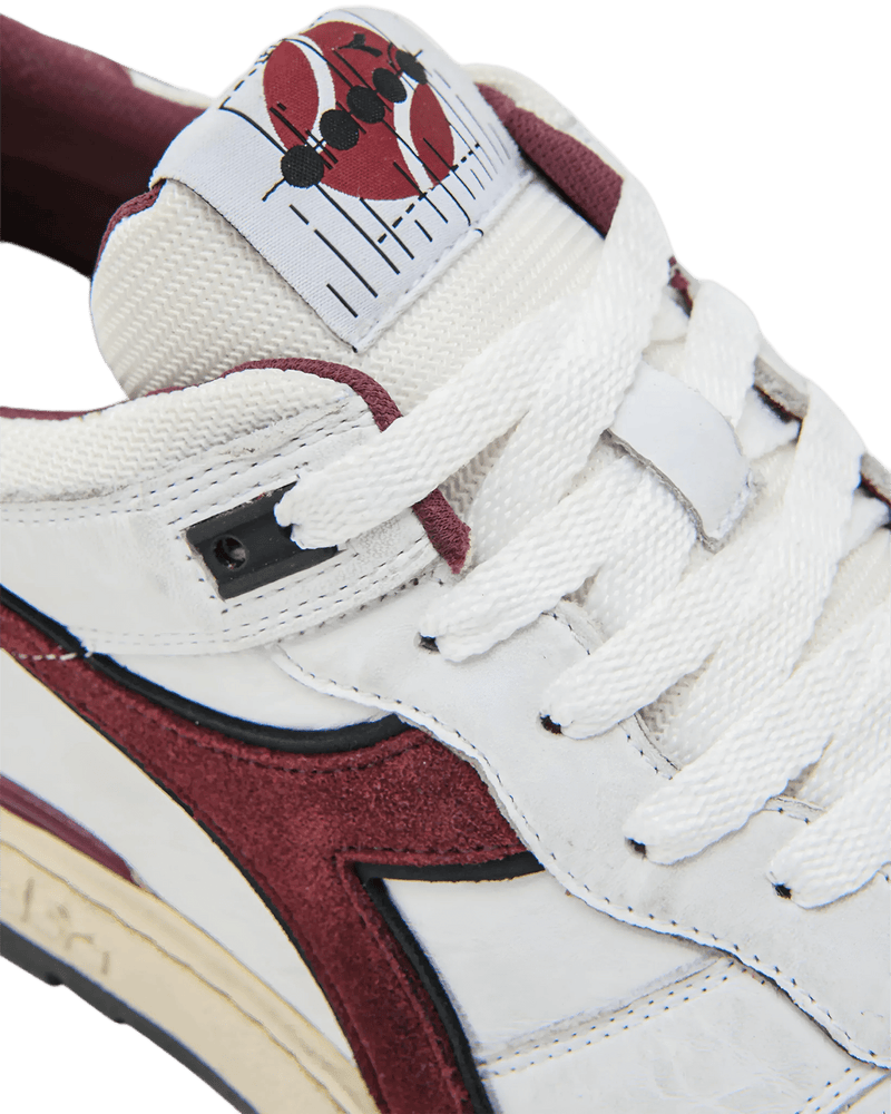 Diadora B.560 in White/Ruby Wine