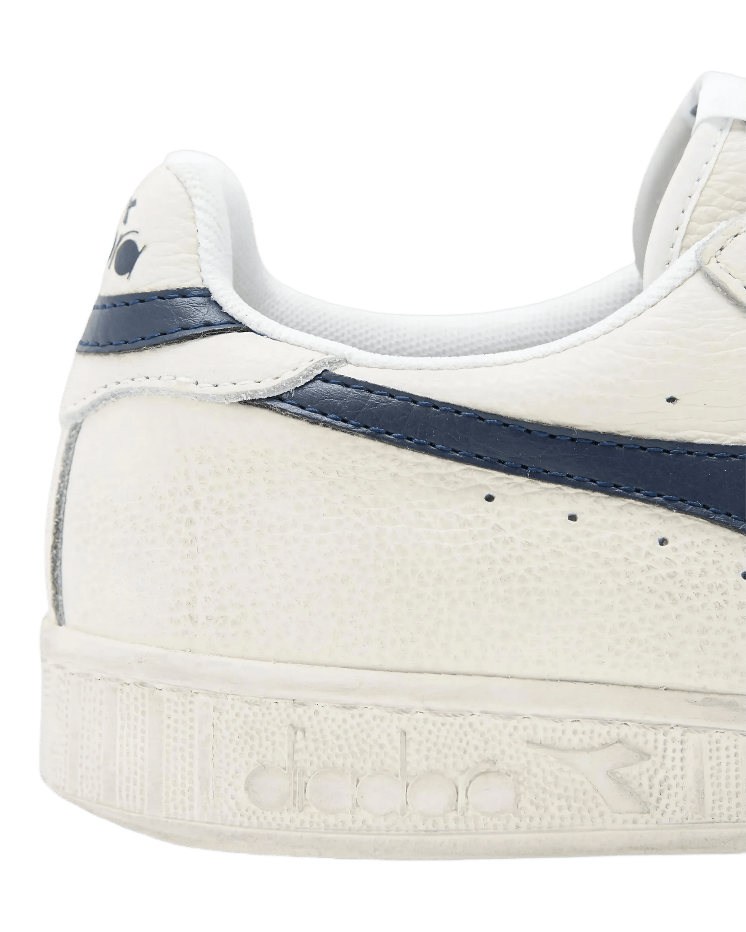 Game L Low Waxed White/Blue Caspian