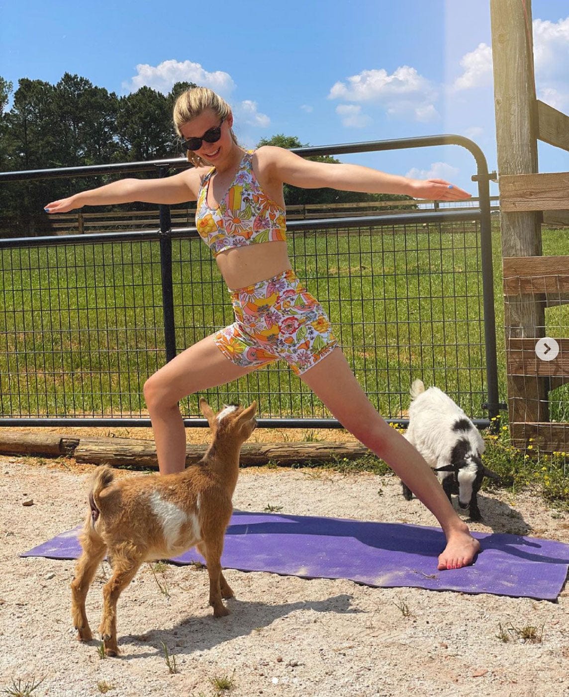 Melty Racquet Floral Printed Biker Shorts